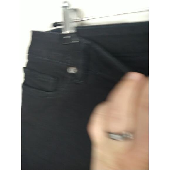 L.L. Bean Woman's 12 Jeans Black Classic Fit Straight 5 Pocket Casual - Picture 6 of 10
